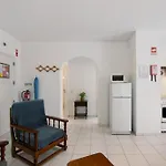 Tranquil Escape - Da Rocha *
